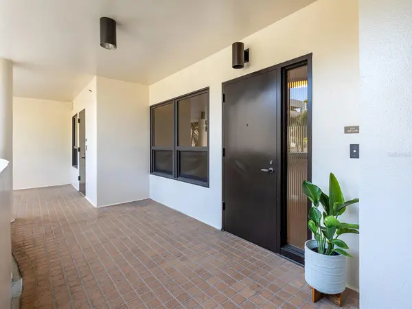 1255 N GULFSTREAM AVE #205, Sarasota, FL 34236