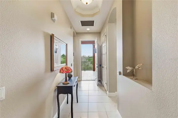 5246 MANORWOOD DR #4C, Sarasota, FL 34235