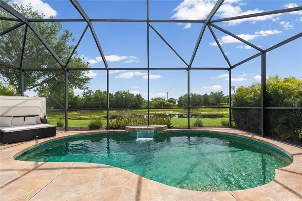 11904 FOREST PARK CIR, Bradenton, FL 34211