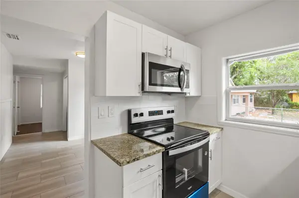 1618 43RD ST S, St Petersburg, FL 33711