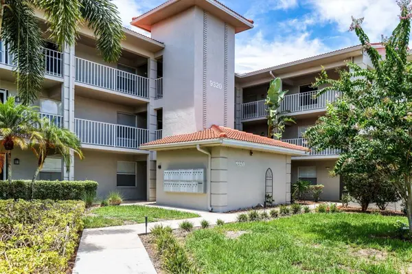9320 CLUBSIDE CIR #2108, Sarasota, FL 34238