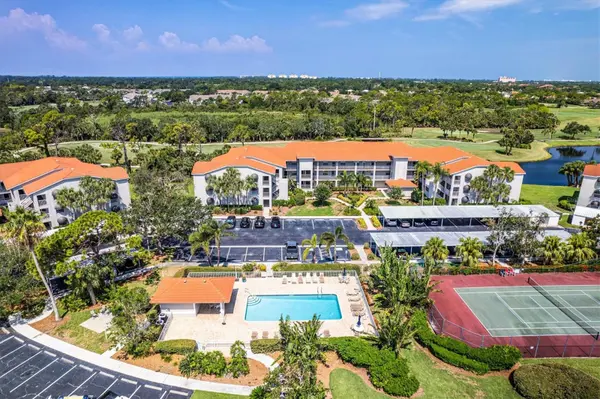 9320 CLUBSIDE CIR #2108, Sarasota, FL 34238