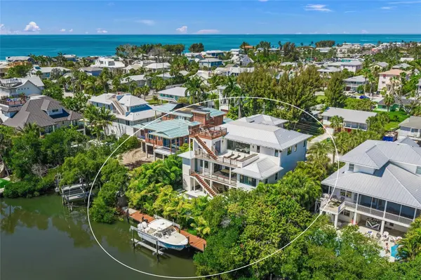 209 WILLOW AVE, Anna Maria, FL 34216