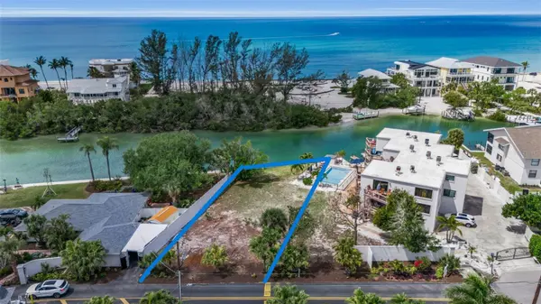 9244 MIDNIGHT PASS RD, Sarasota, FL 34242