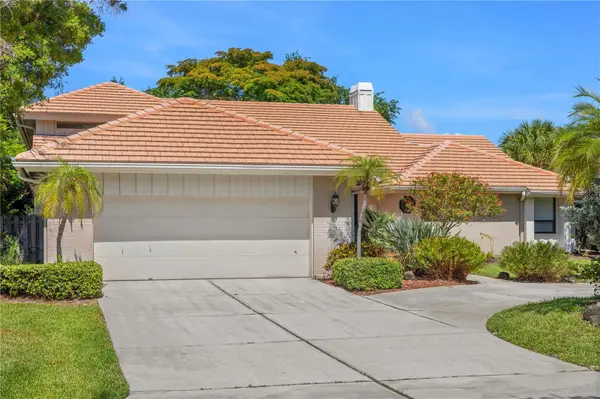 4937 LANDINGS CT, Sarasota, FL 34231