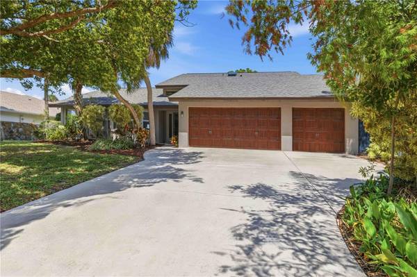 3953 PRAIRIE DUNES DR, Sarasota, FL 34238
