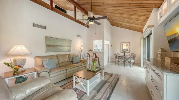 218 PASS KEY RD #218, Sarasota, FL 34242