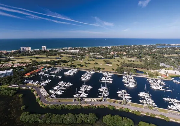 2600 HARBOURSIDE DR #L-11, Longboat Key, FL 34228