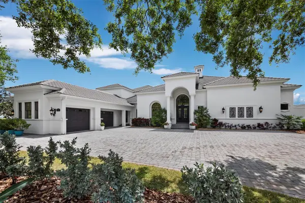 3129 FOUNDERS CLUB DR, Sarasota, FL 34240