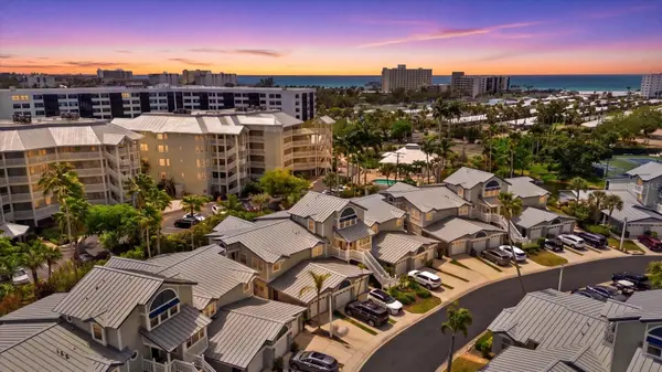 1332 SIESTA BAYSIDE DR #1332C, Sarasota, FL 34242