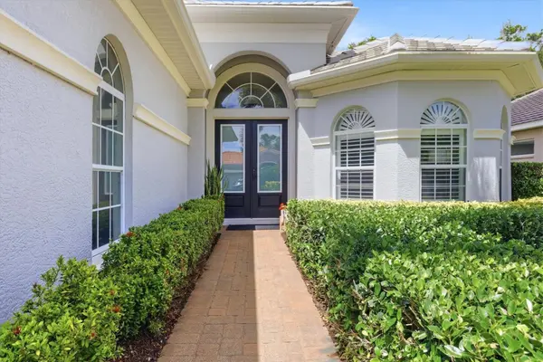 12323 THORNHILL CT, Lakewood Ranch, FL 34202