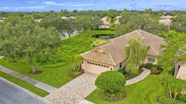 7198 DEL LAGO DR, Sarasota, FL 34238