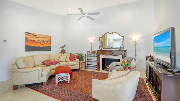 5867 HELICON PL, Sarasota, FL 34238