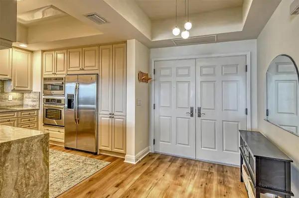 50 CENTRAL AVE #15B, Sarasota, FL 34236