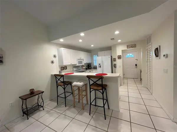 3605 54TH DR W #203, Bradenton, FL 34210