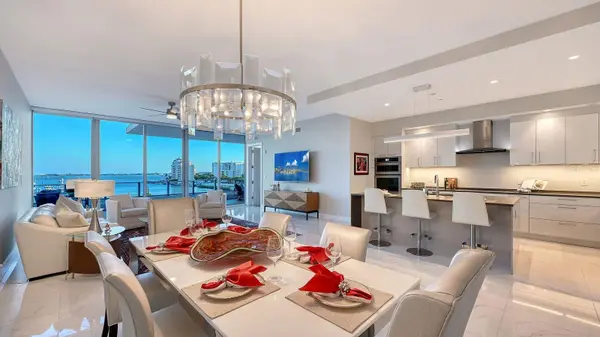 1155 N GULFSTREAM AVE #401, Sarasota, FL 34236