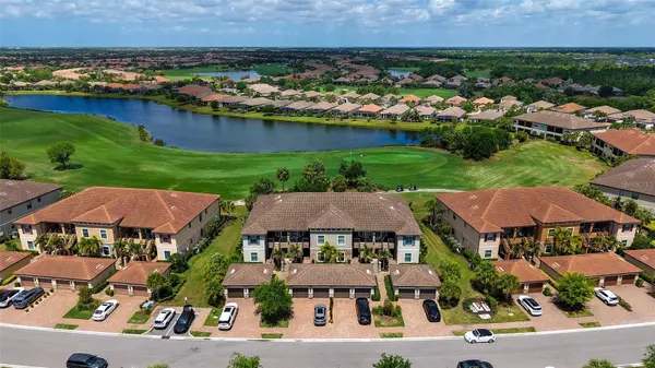 13731 MESSINA LOOP #102, Bradenton, FL 34211