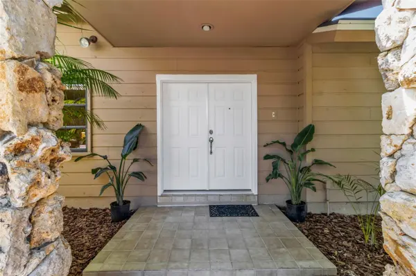 1732 PINE HARRIER CIR, Sarasota, FL 34231