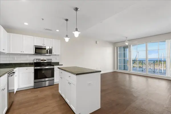 536 BAHIA BEACH BLVD #422B, Ruskin, FL 33570