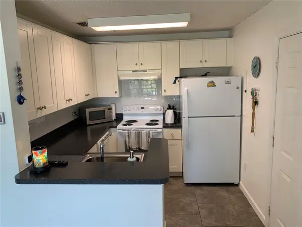 4049 CROCKERS LAKE BLVD #25, Sarasota, FL 34238