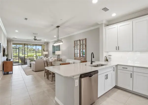 12720 SORRENTO WAY #101, Bradenton, FL 34211