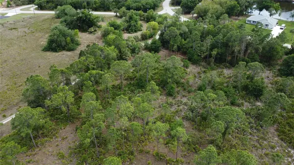 27276 DEL RIO DR, Punta Gorda, FL 33955