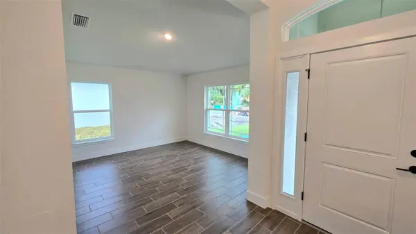 5800 SHAFFER AVE, North Port, FL 34291