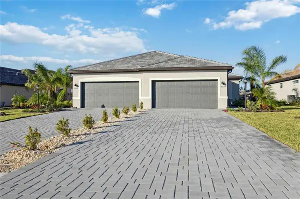 8141 SHORE LAKE DR, Englewood, FL 34224