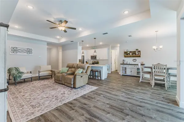 908 HIBISCUS AVE, Lehigh Acres, FL 33972