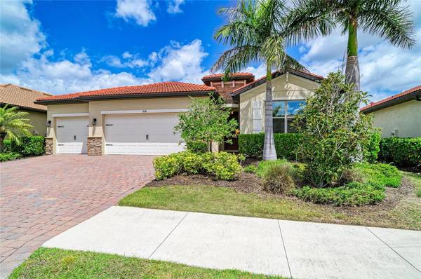 564 MARAVIYA BLVD, Nokomis, FL 34275