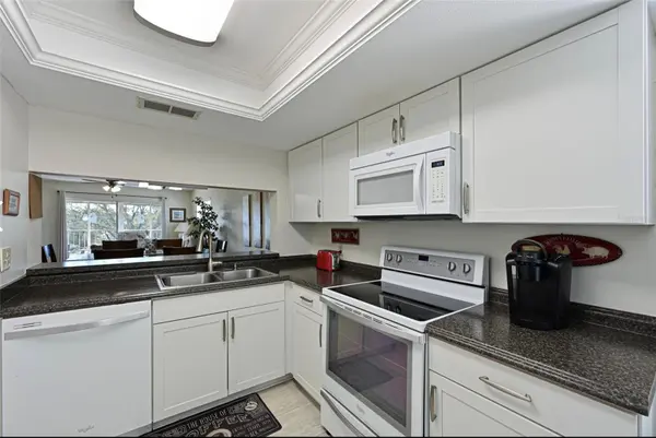 6501 STONE RIVER RD #303, Bradenton, FL 34203