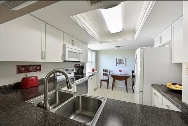 6501 STONE RIVER RD #303, Bradenton, FL 34203
