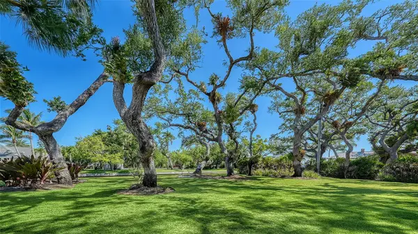 1249 S BASIN LN, Sarasota, FL 34242
