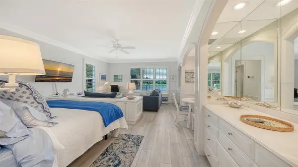 51 MACEWEN DR #12, Osprey, FL 34229