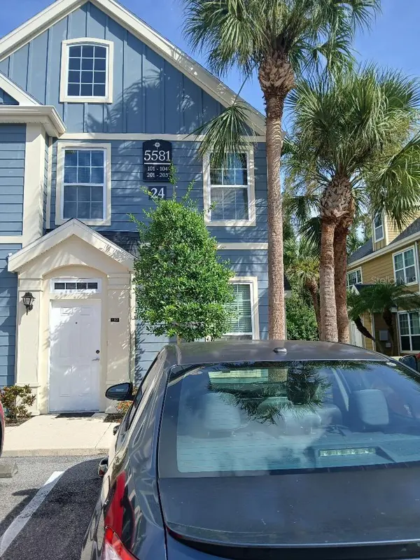 5581 ROSEHILL RD ## 203, Sarasota, FL 34233