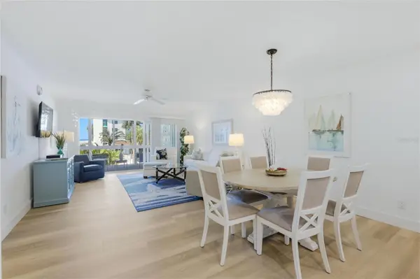 2100 BENJAMIN FRANKLIN DR #205, Sarasota, FL 34236