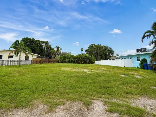 4111 ARKANSAS AVE NE, St Petersburg, FL 33703