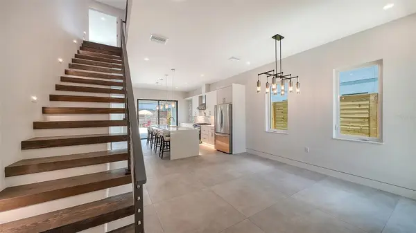 2225 FLORINDA ST, Sarasota, FL 34231