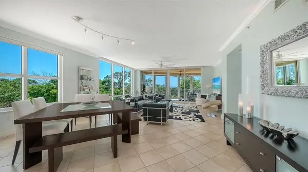 409 NORTH POINT RD #401, Osprey, FL 34229
