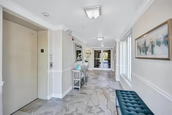 5100 JESSIE HARBOR DR #304, Osprey, FL 34229