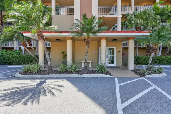 5100 JESSIE HARBOR DR #304, Osprey, FL 34229