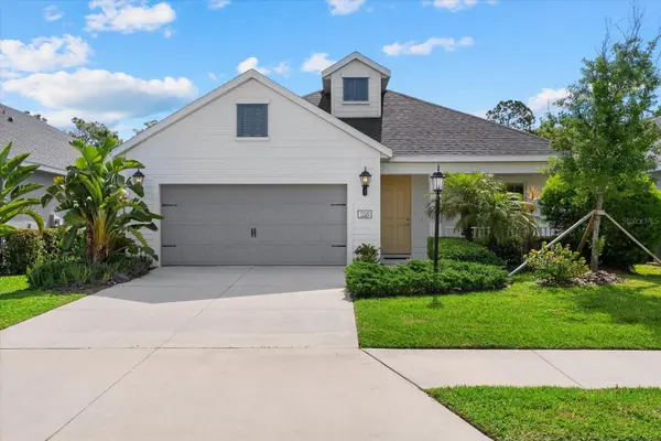 7526 RIDGELAKE CIR, Bradenton, FL 34203