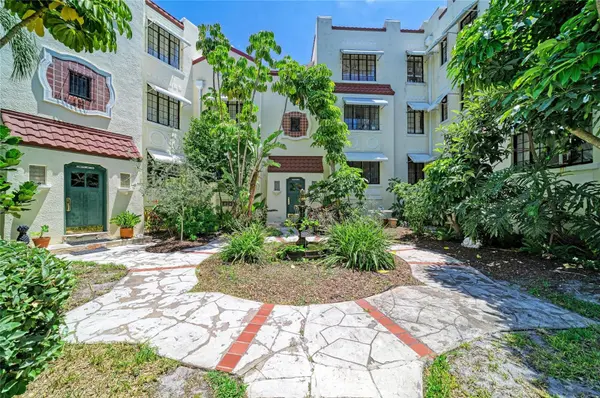 210 N 17TH ST W #14, Bradenton, FL 34205