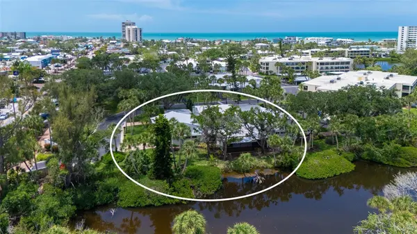 239 HOURGLASS WAY #V7, Sarasota, FL 34242