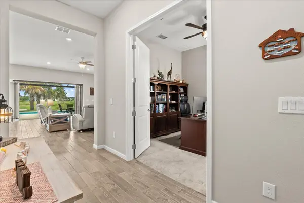 8510 COASTAL PALMS GLN, Parrish, FL 34219
