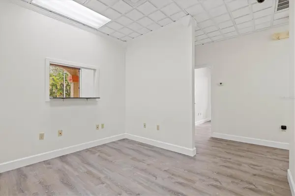234 N RHODES AVE #105, Sarasota, FL 34237