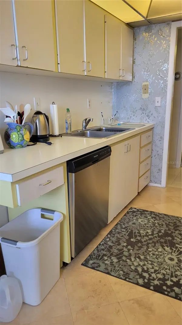 1000 LONGBOAT CLUB RD #406, Longboat Key, FL 34228