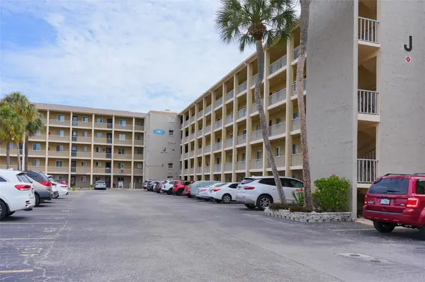 3607 LAKE BAYSHORE DR #J-312, Bradenton, FL 34205