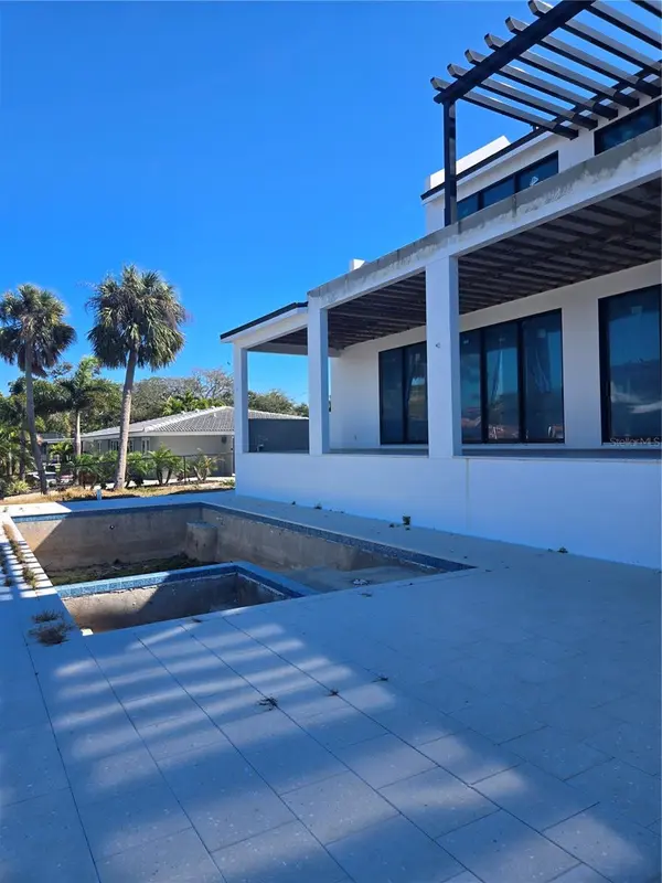 927 CONTENTO ST, Sarasota, FL 34242