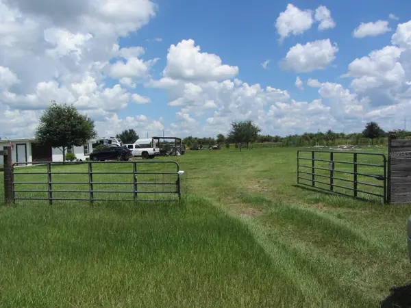 46365 STATE ROAD 64 E, Myakka City, FL 34251